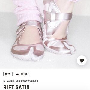 Nike Satin Rift Shoes in Silt Red